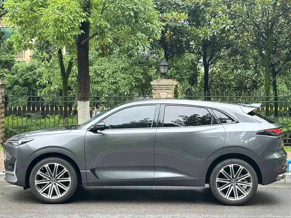 Changan UNI-K 2021 2.0T Luxury