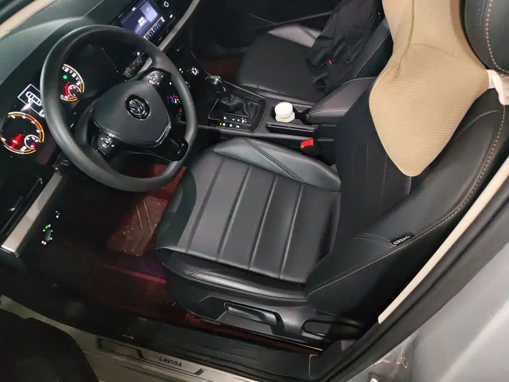 Volkswagen Lavida — миниатюра 11