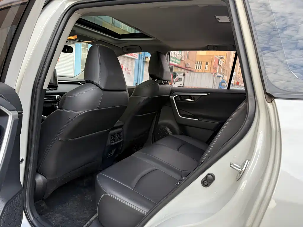 TOYOTA RAV4 RONGFANG