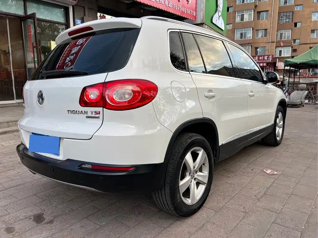 Volkswagen Tiguan — миниатюра 4