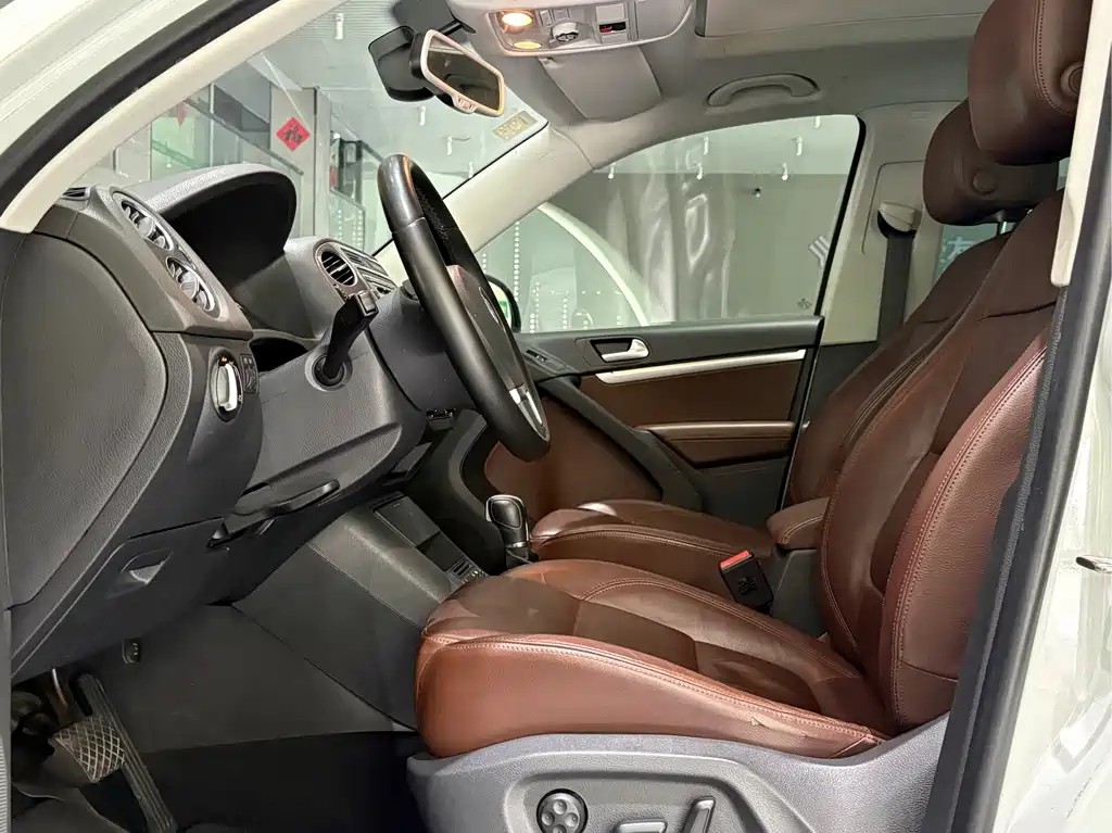 Volkswagen Tiguan — миниатюра 4