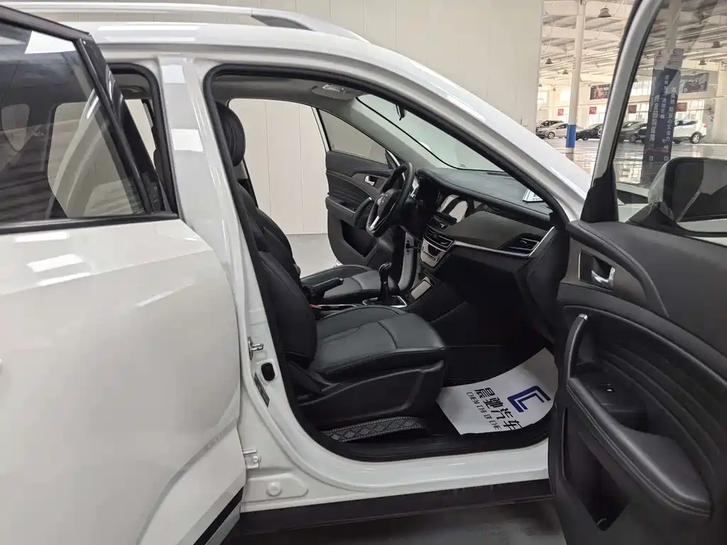 Changan CS35PLUS — миниатюра 12