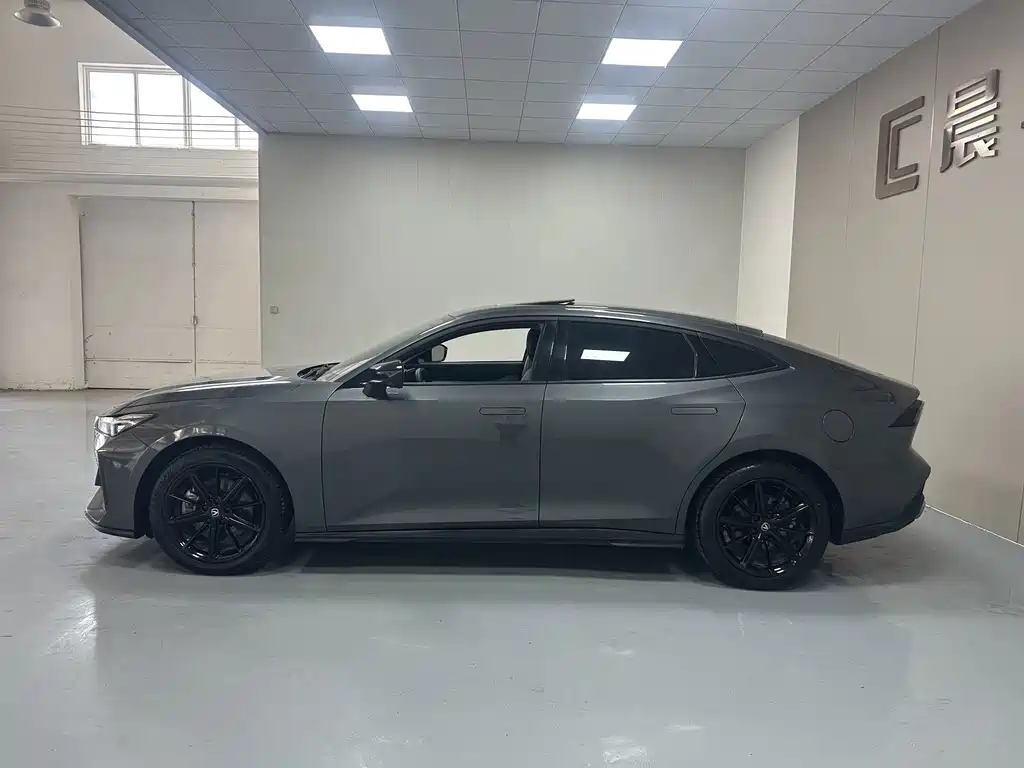Changan UNI-V iDD — миниатюра 8
