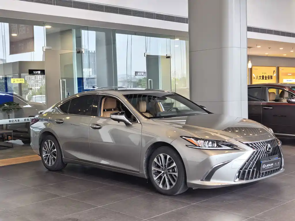 Lexus ES — миниатюра 3