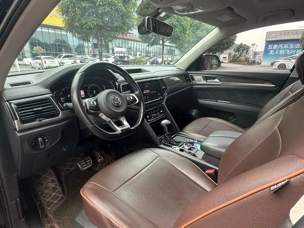 Volkswagen Teramont — миниатюра 7