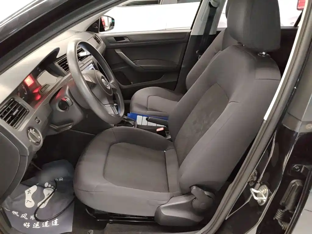 Volkswagen Santana — миниатюра 15