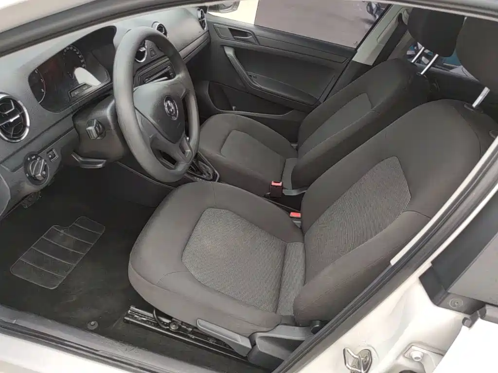 Volkswagen Jetta — миниатюра 15