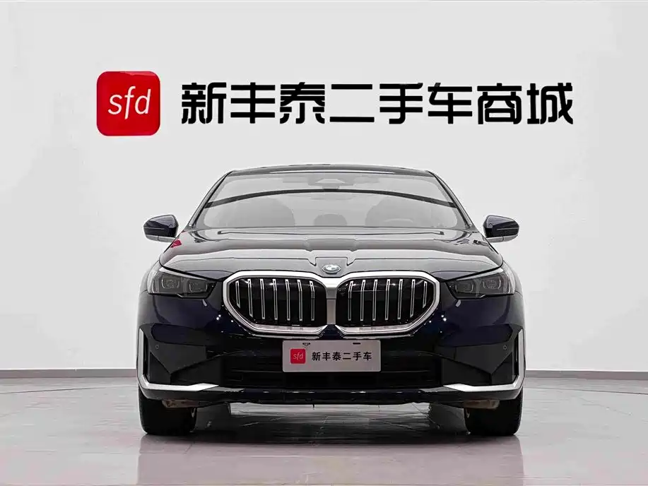 BMW 5 Series — миниатюра 2