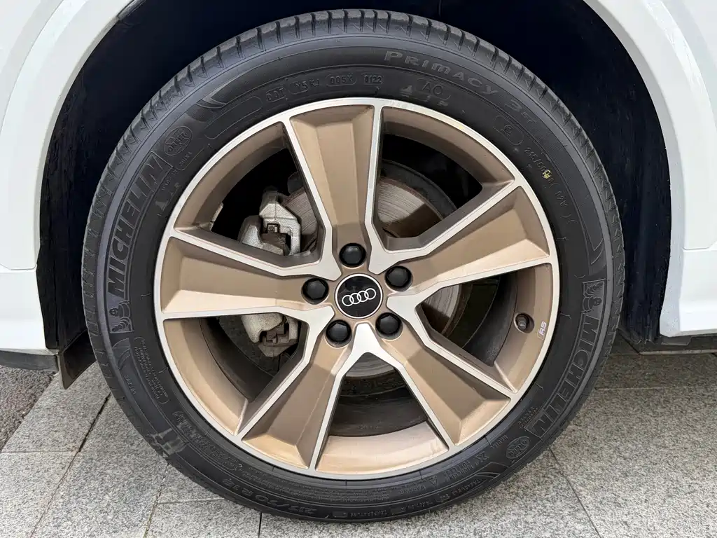 Audi Q2L — миниатюра 12
