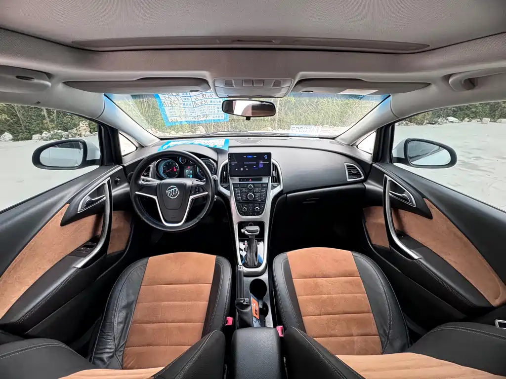Buick Excelle — миниатюра 8