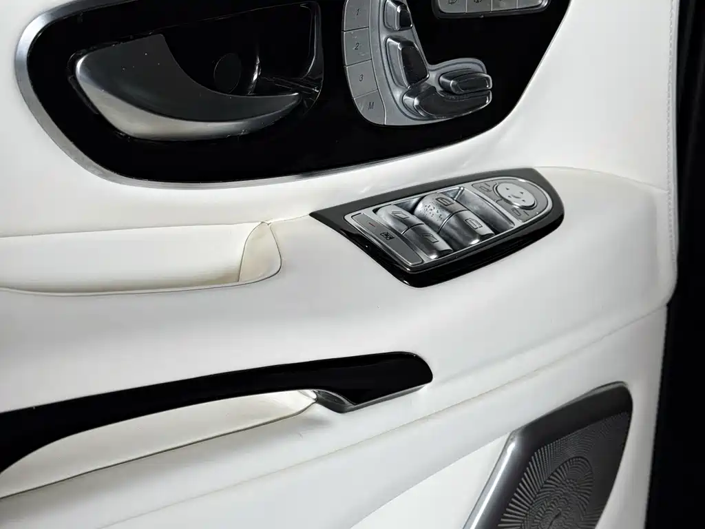 Mercedes-Benz Vito — миниатюра 12