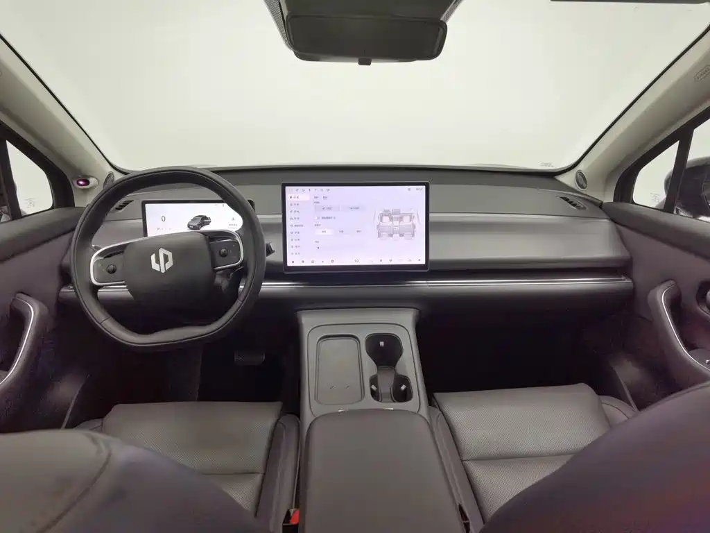 Leapmotor Leapmotor C10 — миниатюра 5