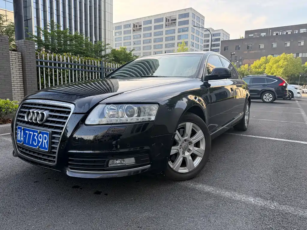 Audi A6L 2010 2.8 FSI Luxury