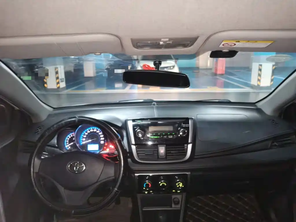 Toyota Yaris L — миниатюра 19