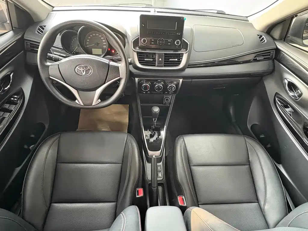 TOYOTA YARIS L ZHIXUAN