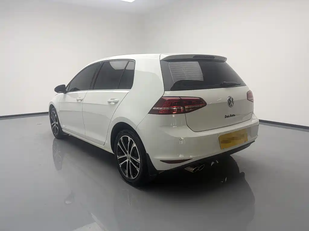 Volkswagen Golf 2017 230TSI AT Comfort