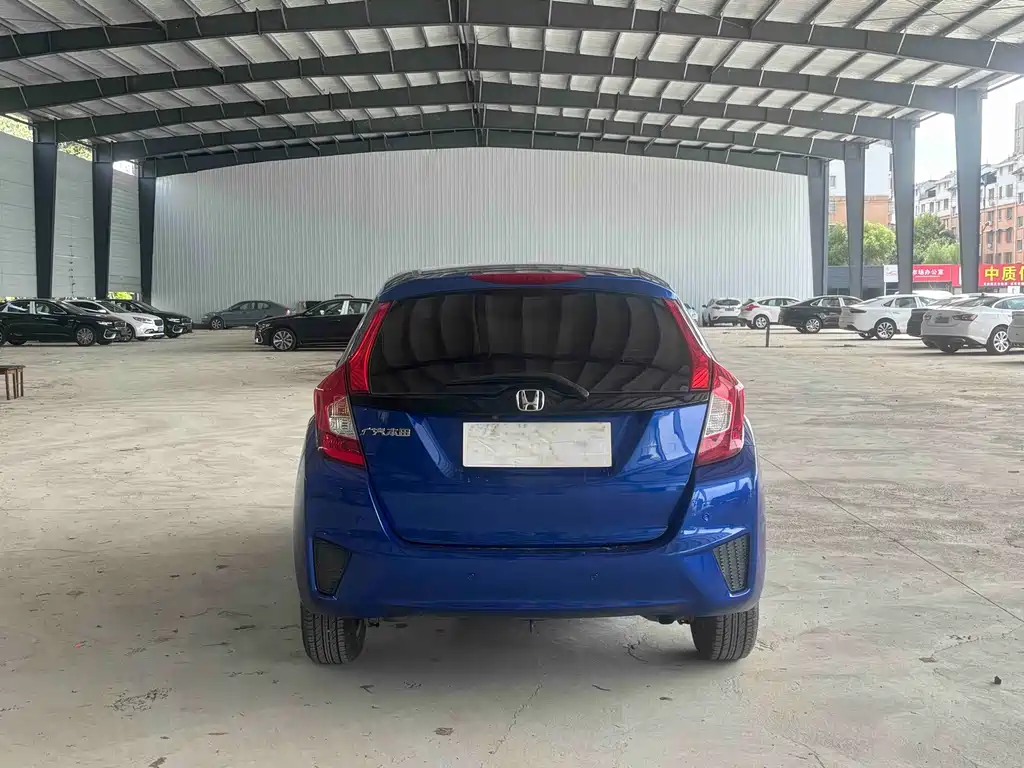Honda Fit — миниатюра 17