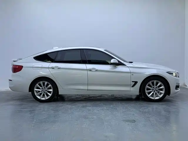 BMW 3 Series GT — миниатюра 11