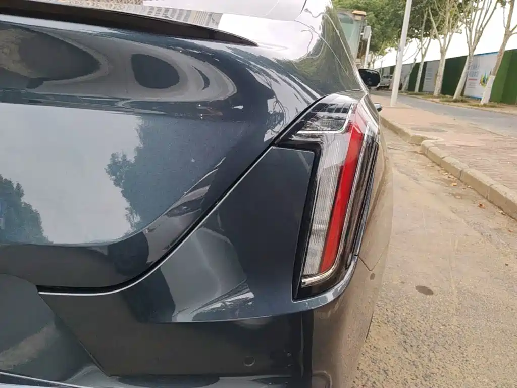 Cadillac CT4 — миниатюра 8