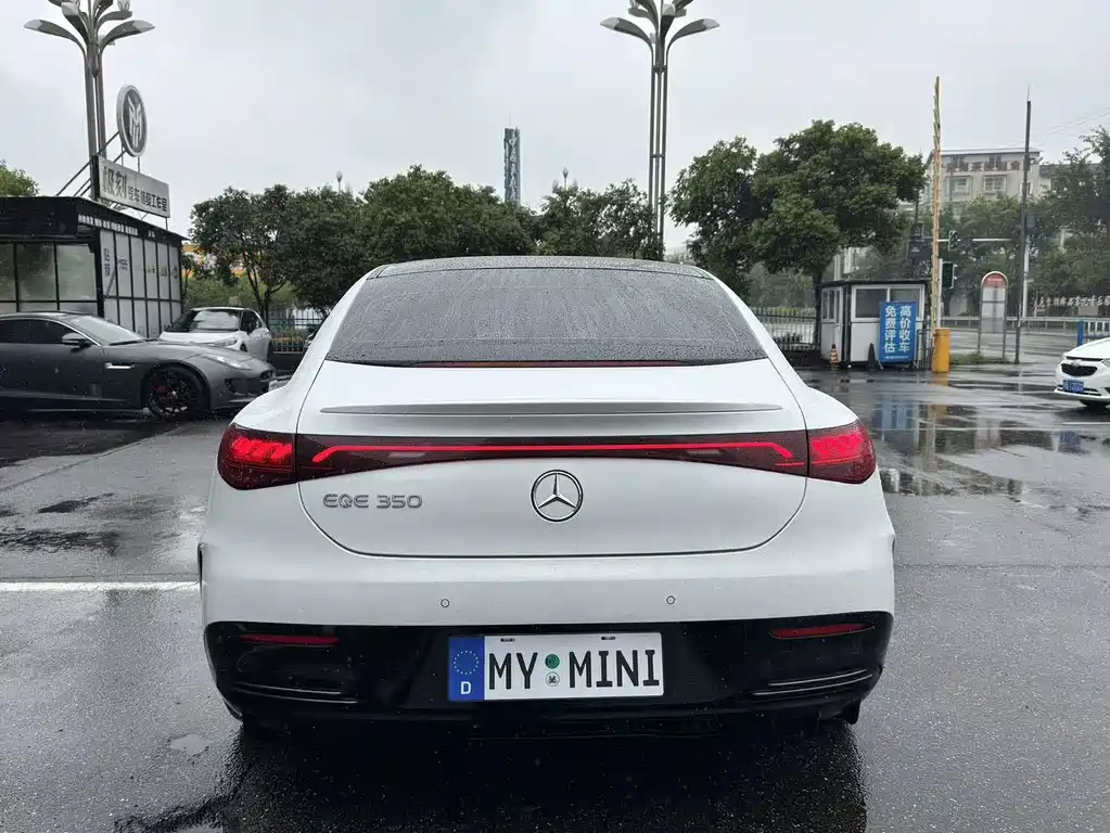 Mercedes-Benz EQE — миниатюра 5