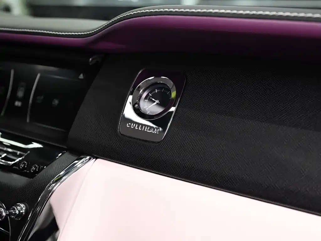 Rolls-Royce Cullinan — миниатюра 23