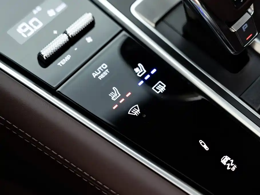 Porsche Panamera — миниатюра 29