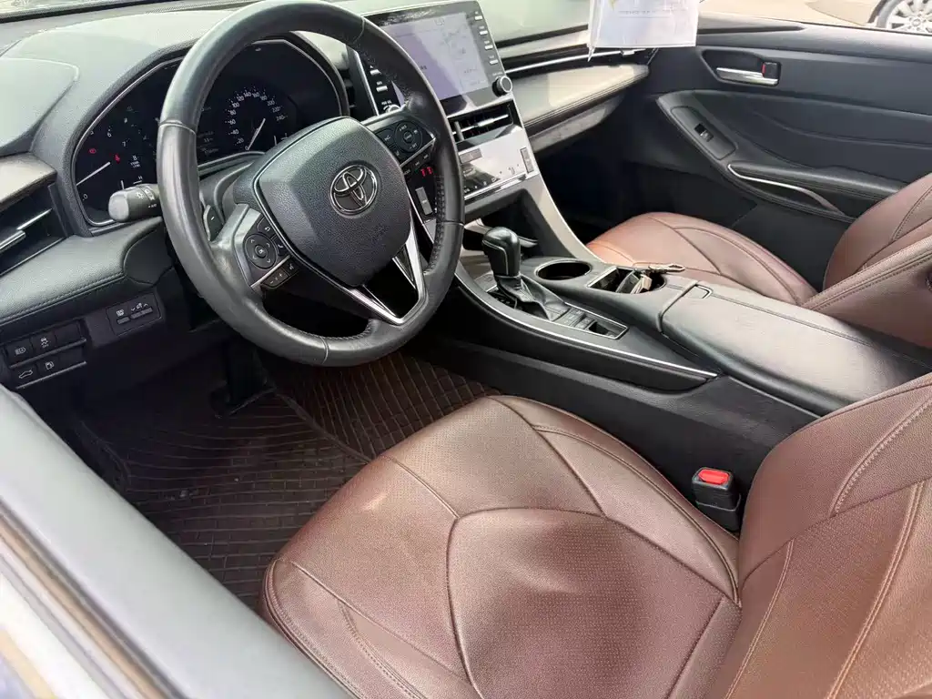 Toyota Avalon — миниатюра 9