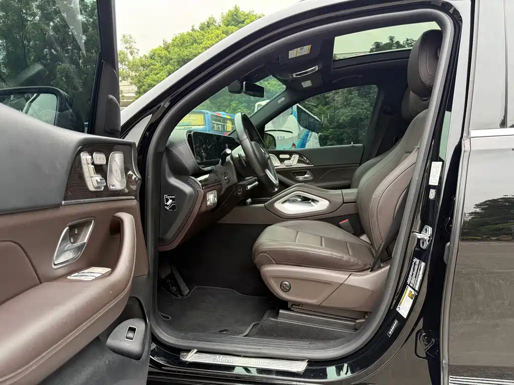 Mercedes-Benz GLS — миниатюра 5