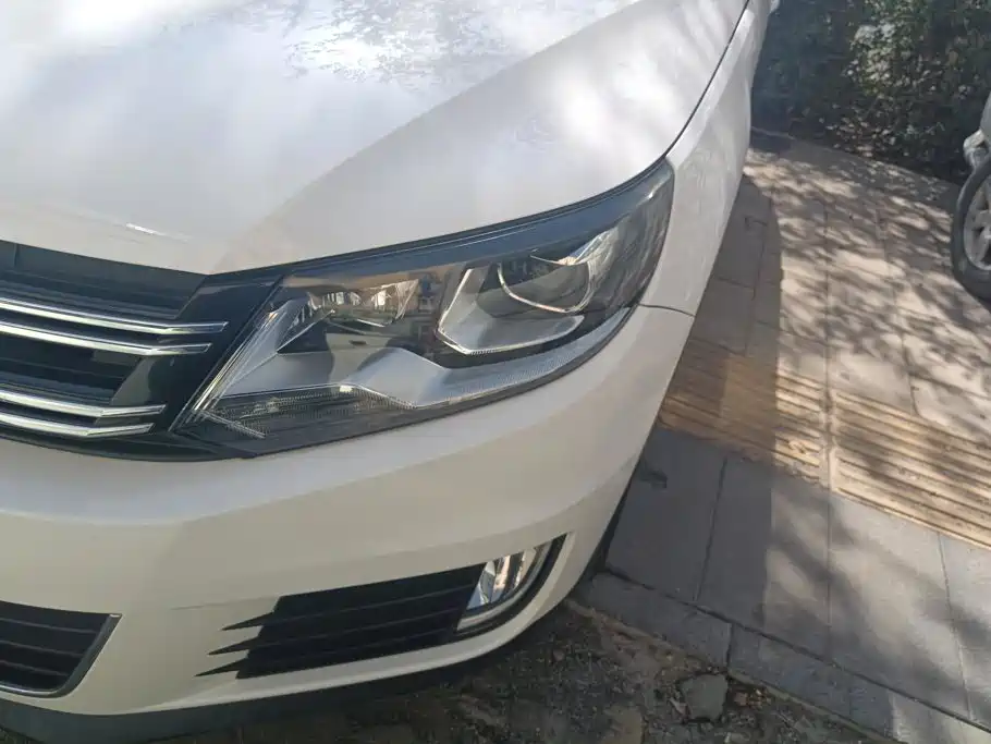 Volkswagen Tiguan — миниатюра 5