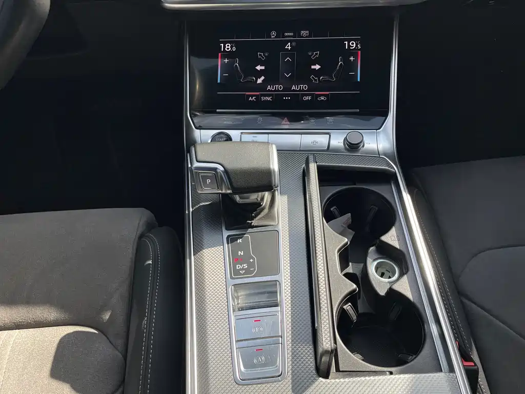 Audi A6L — миниатюра 9