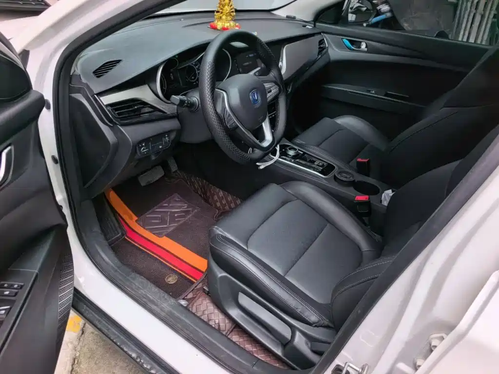 Changan Eado New Energy — миниатюра 15