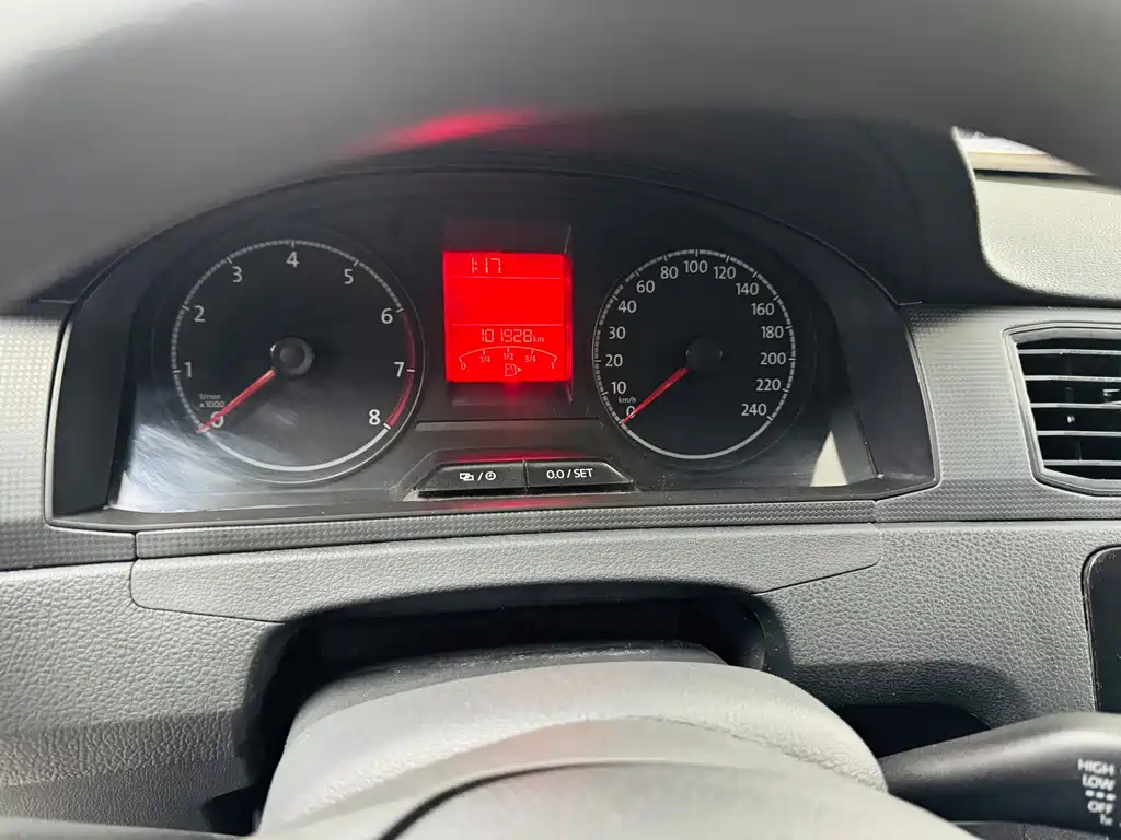 Volkswagen Santana — миниатюра 13