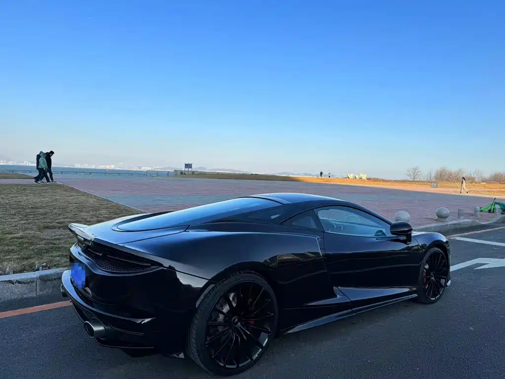 McLaren GT — миниатюра 3