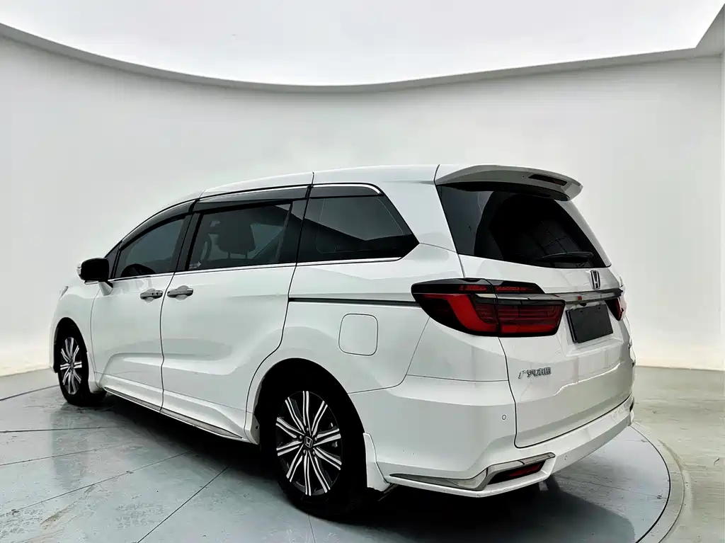 Honda Odyssey — миниатюра 7