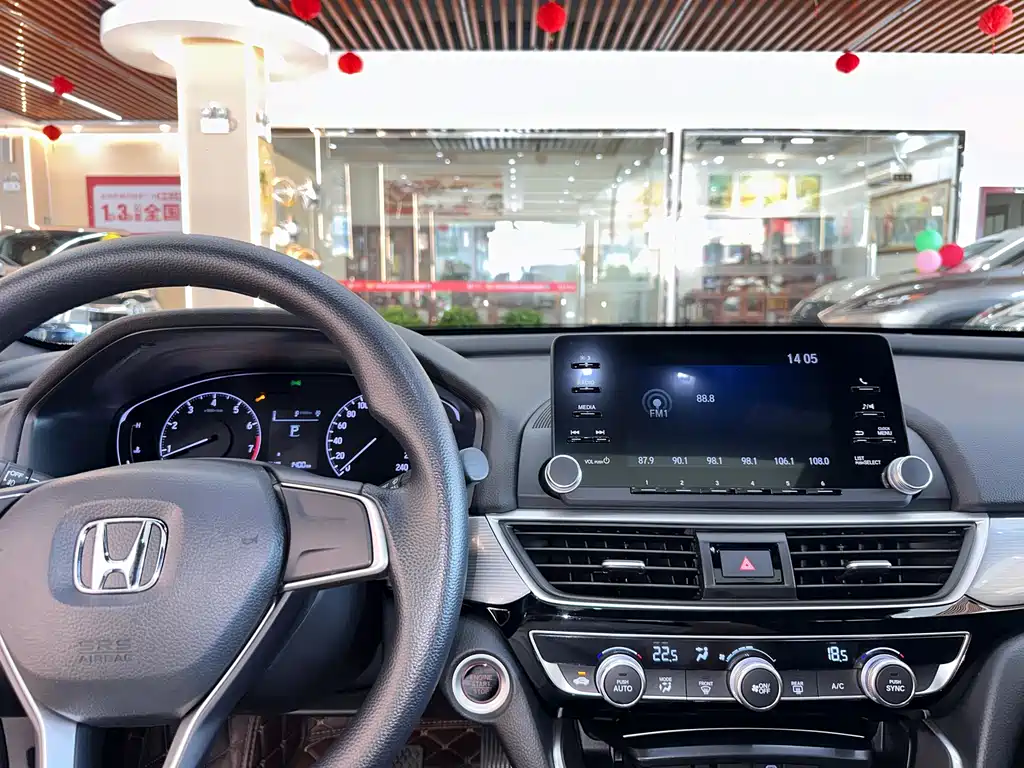 Honda Inspire — миниатюра 10