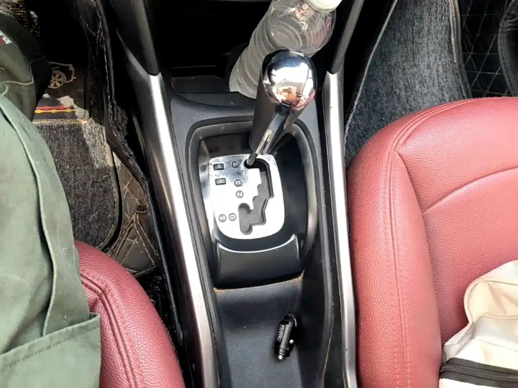 Peugeot 2008 — миниатюра 14