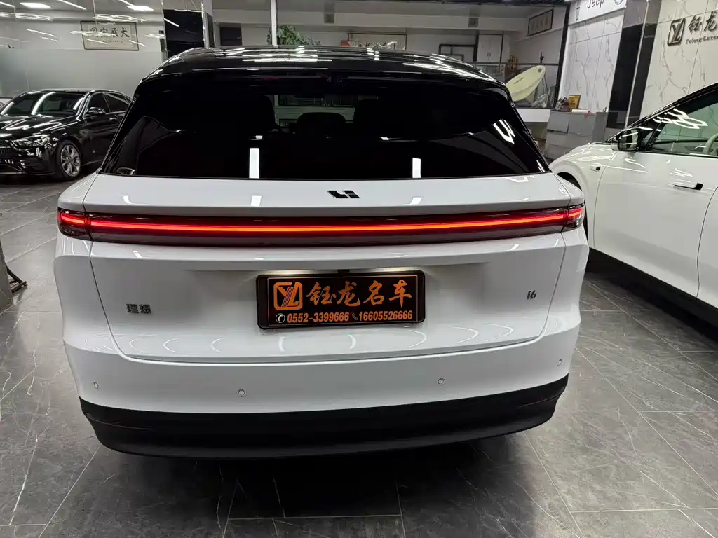 Li Auto i6 2025 Standard