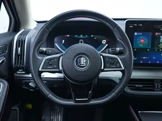 BYD Tang New Energy — миниатюра 5