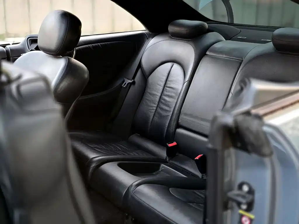 Mercedes-Benz CLK-Class — миниатюра 14