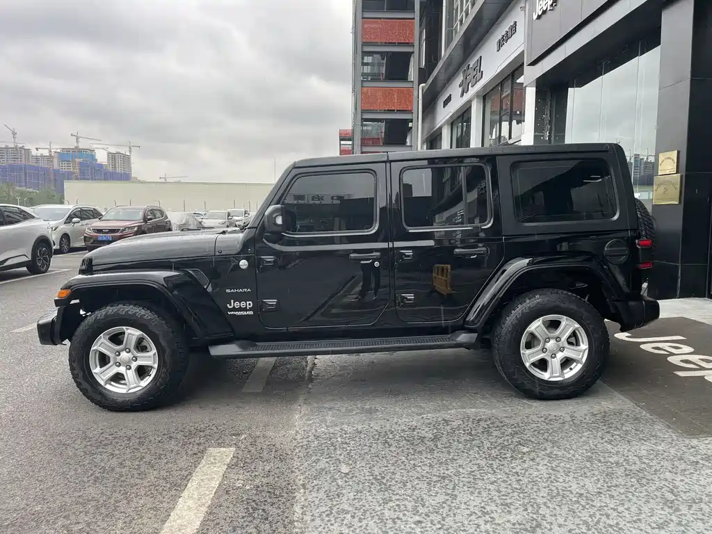 Jeep Wrangler — миниатюра 4