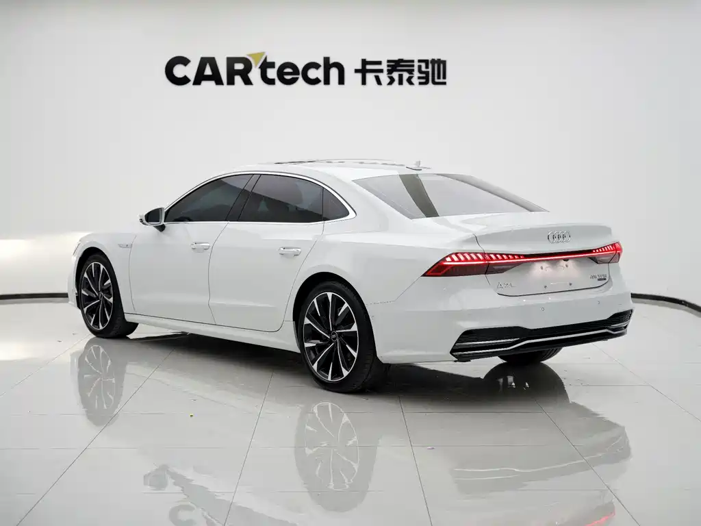 Audi A7L — миниатюра 15