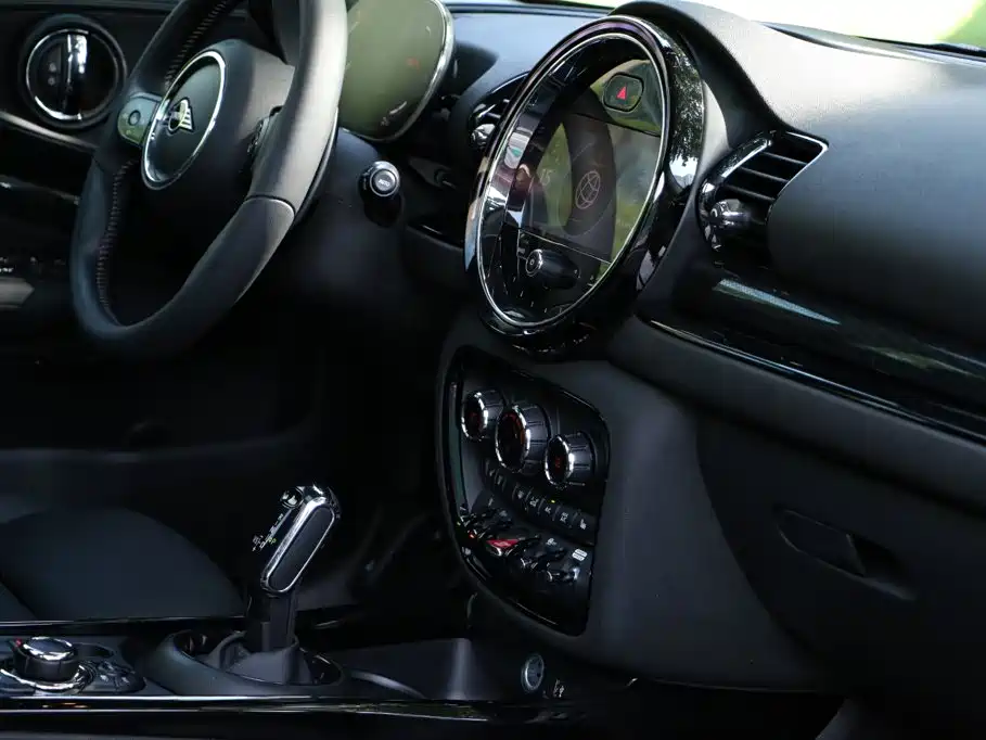 MINI Mini Clubman — миниатюра 18