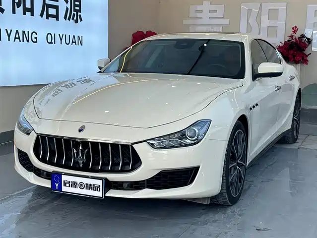 MASERATI GHIBLI