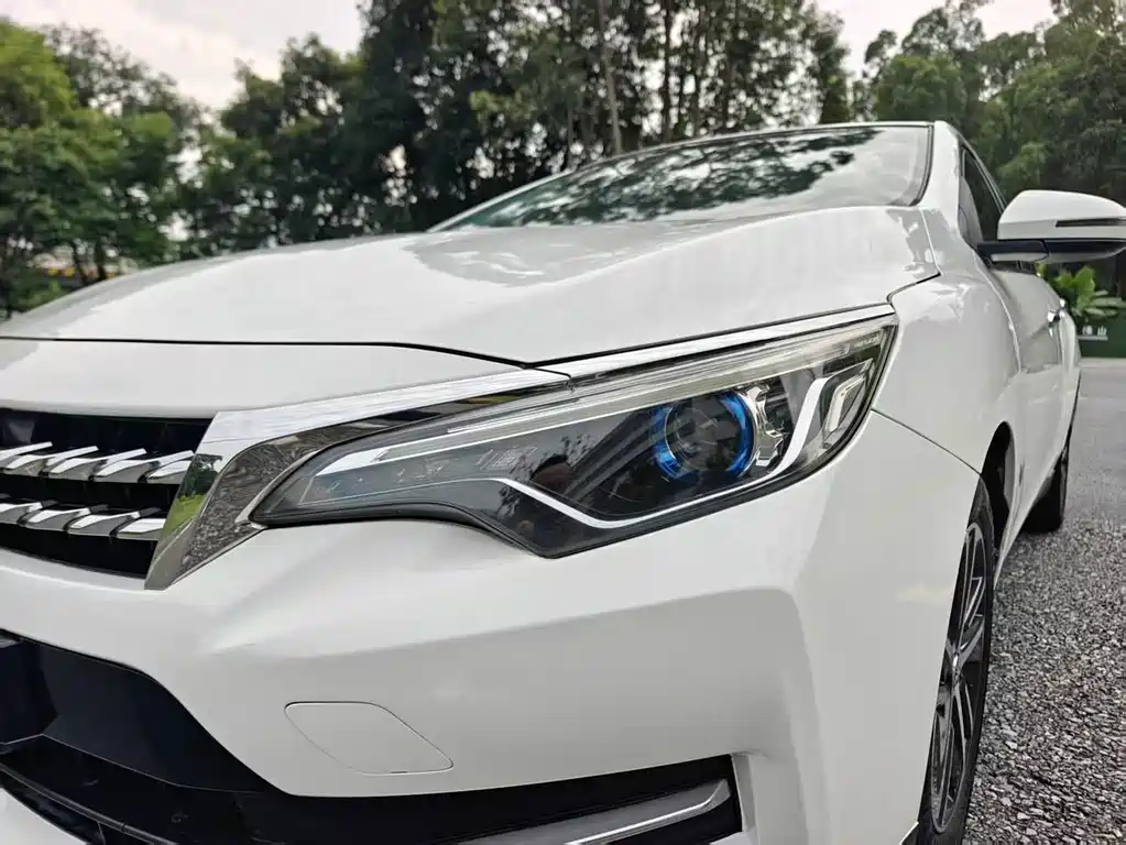 Venucia D60 — миниатюра 4