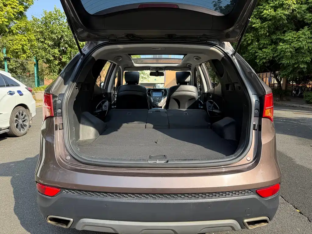 Hyundai Santa Fe — миниатюра 18