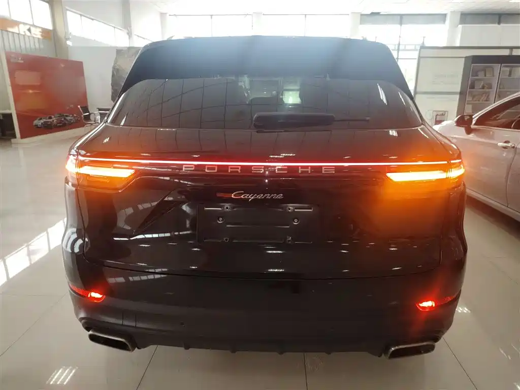 Porsche Cayenne 2018 Cayenne 3.0T