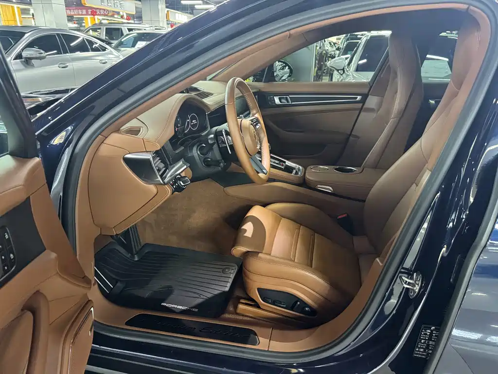 Porsche Panamera — миниатюра 5