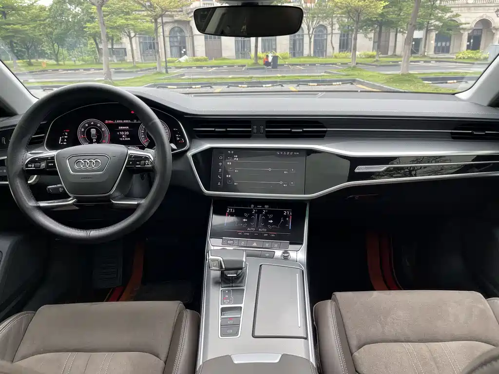 Audi A7L — миниатюра 10