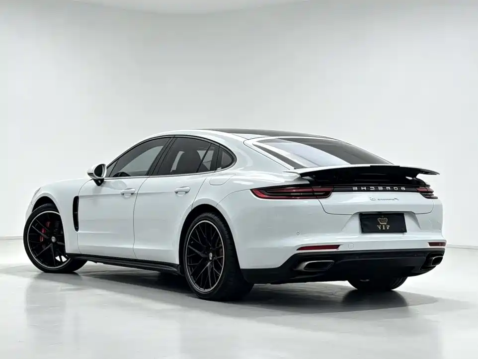 Porsche Panamera — миниатюра 9