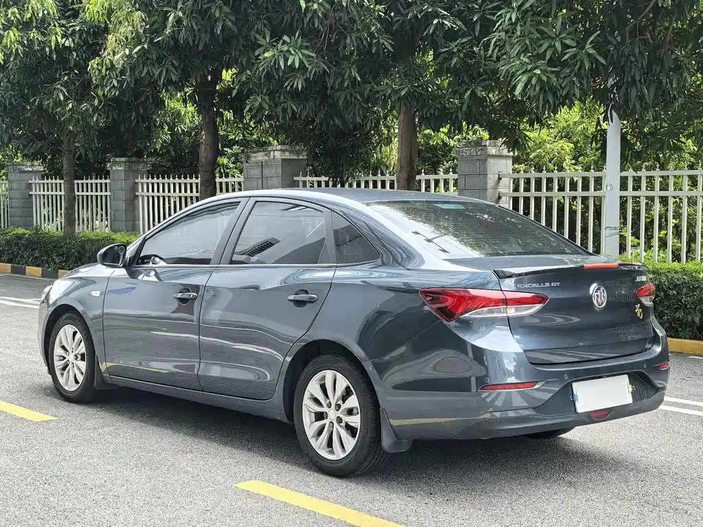 Buick Excelle — миниатюра 4